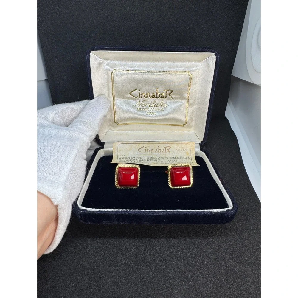 Cinnabar Noritake Cufflinks Red Cabochon Gold Tone Mens‎ Jewelry with Box